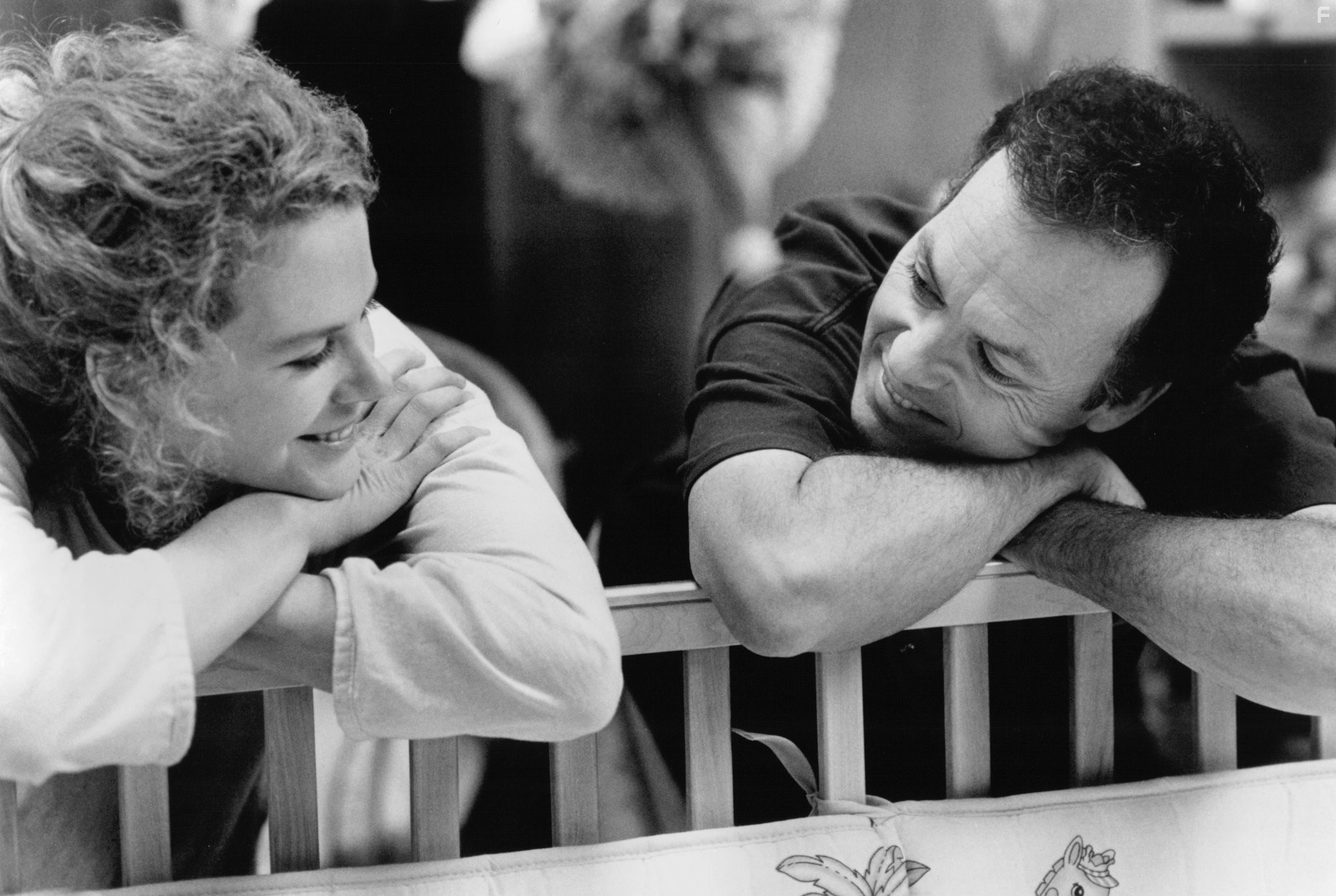 Nicole Kidman and Michael Keaton in Моя жизнь (1993)