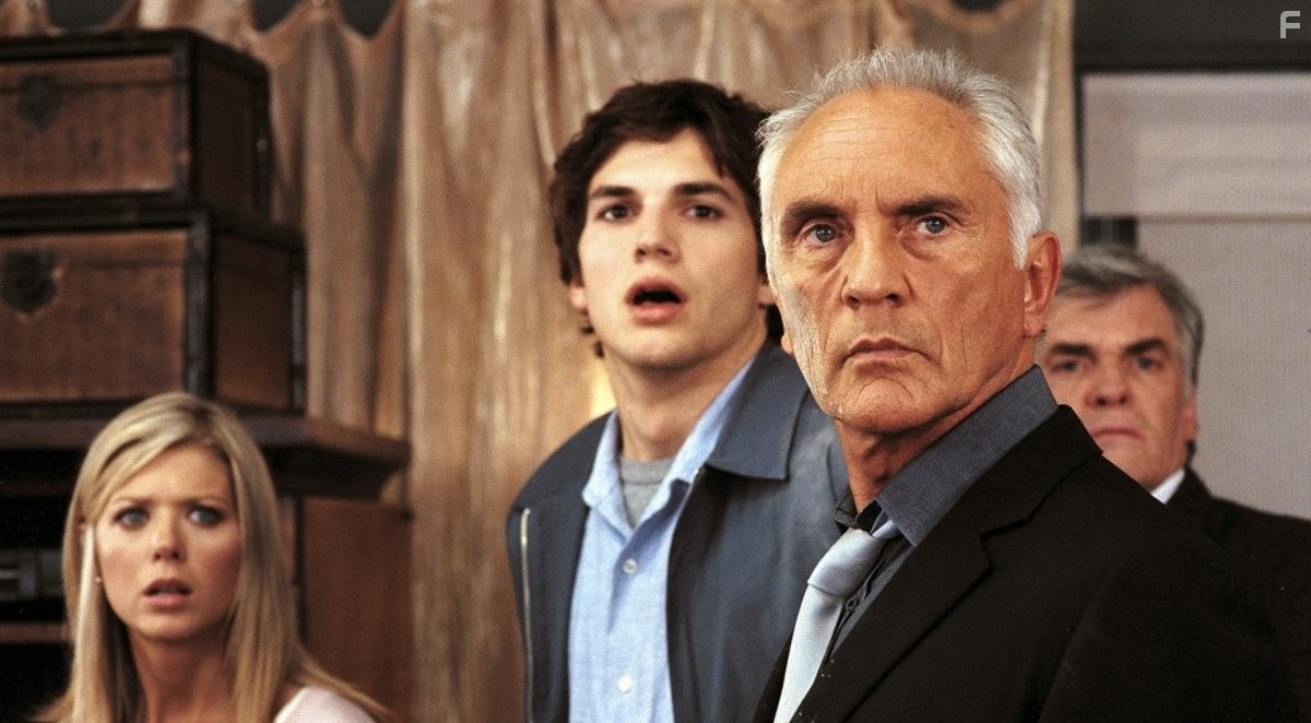 Terence Stamp, Ashton Kutcher, and Tara Reid in Дочь моего босса (2003)