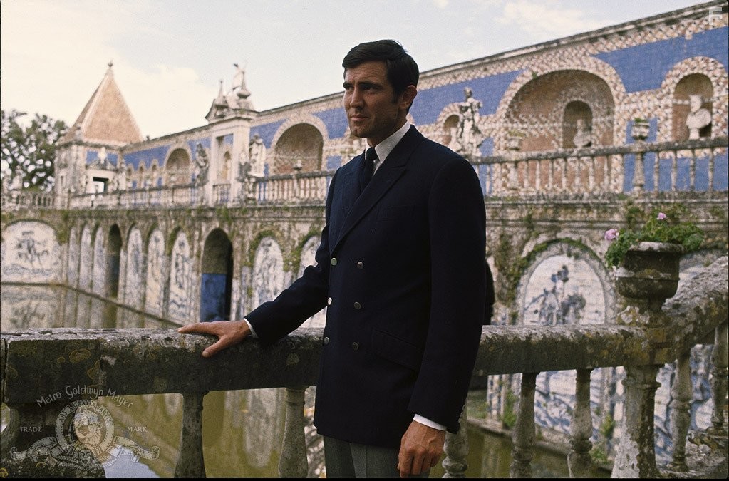 George Lazenby in На секретной службе Ее Величества (1969)