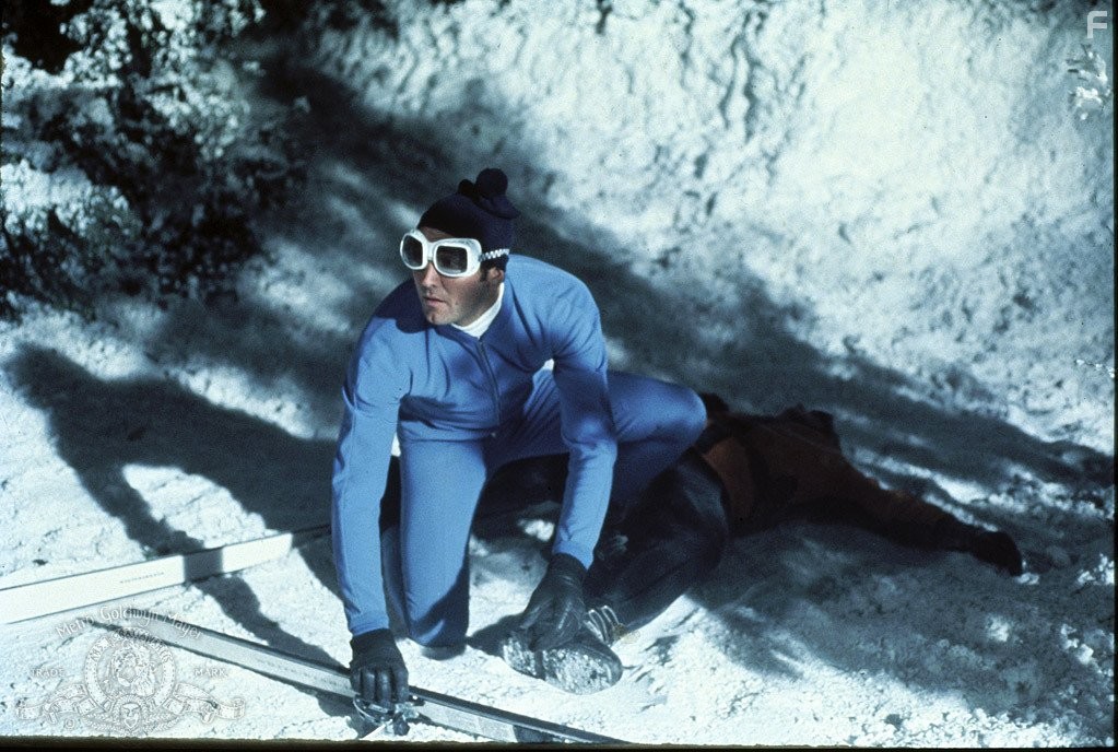 George Lazenby in На секретной службе Ее Величества (1969)