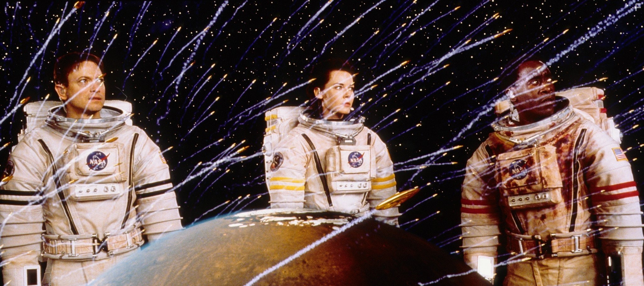 Don Cheadle, Gary Sinise, and Connie Nielsen in Миссия на Марс (2000)