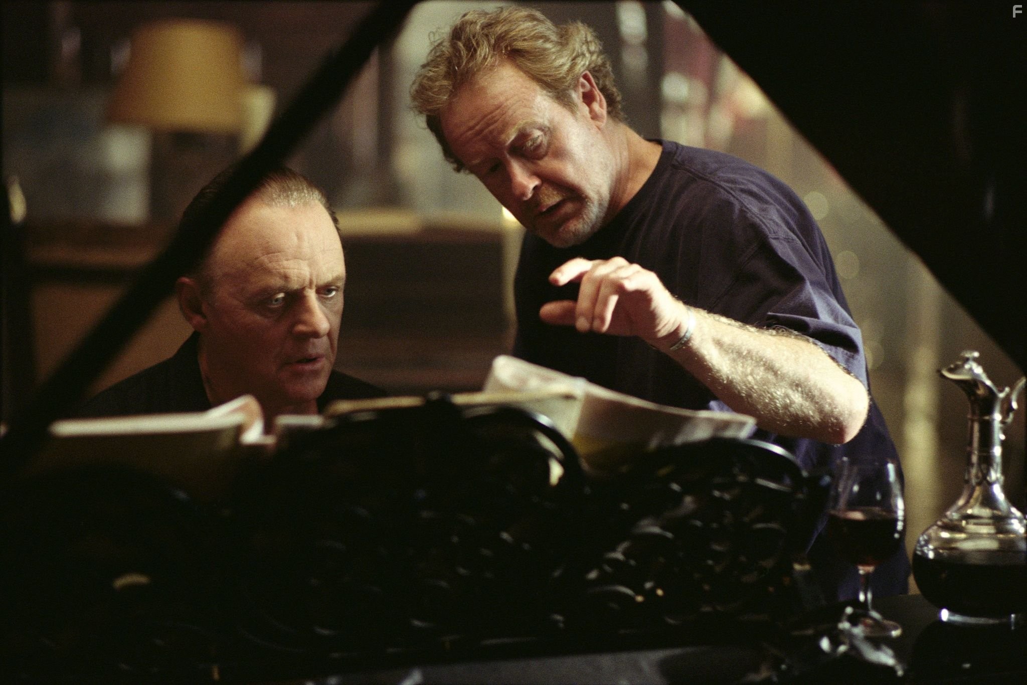 Anthony Hopkins and Ridley Scott in Ганнибал (2001)