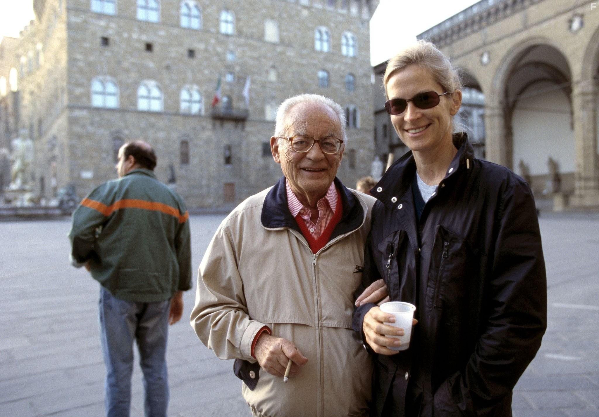 Dino De Laurentiis and Martha De Laurentiis in Ганнибал (2001)