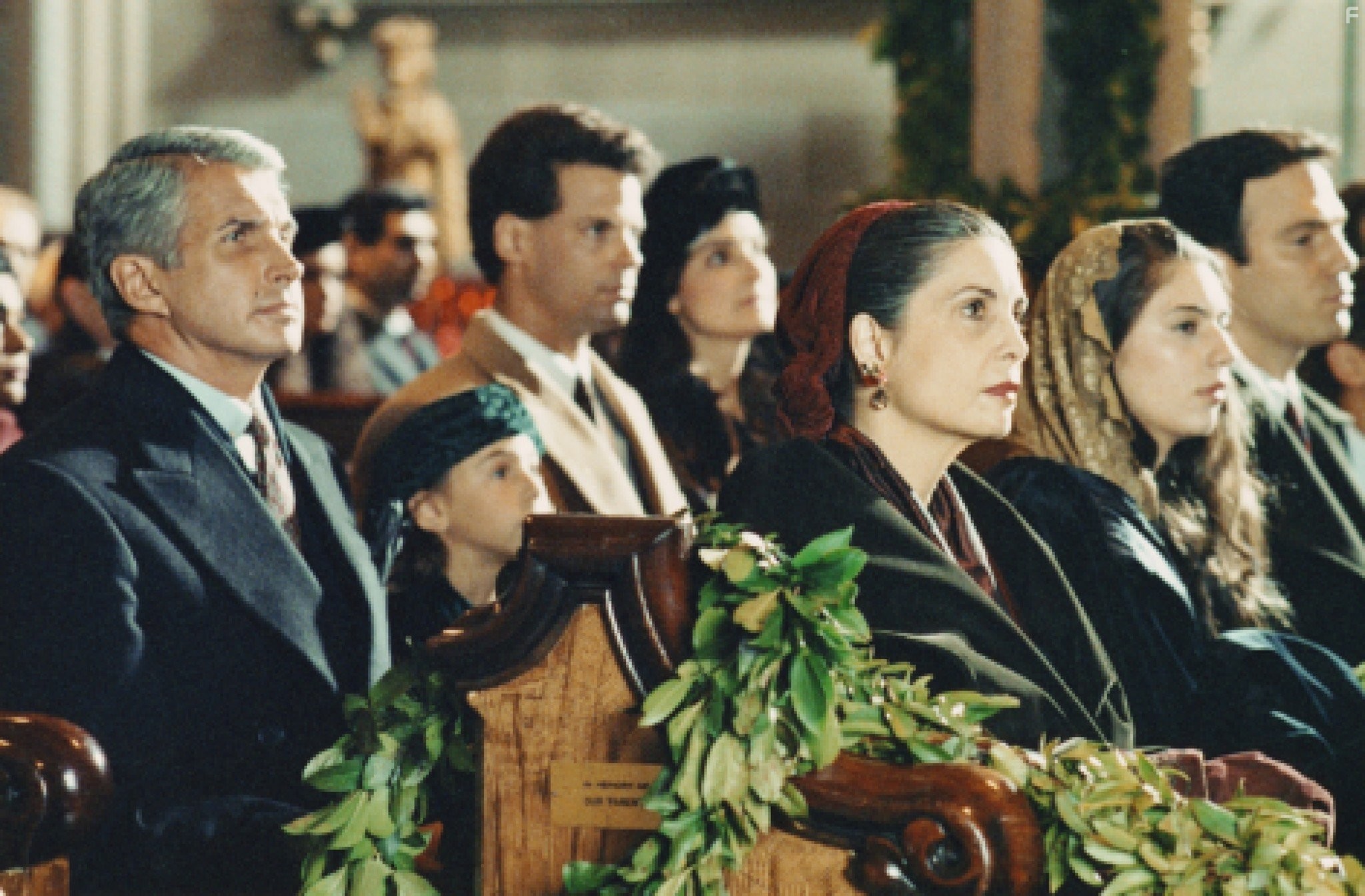 Sofia Coppola, George Hamilton, Talia Shire, and Franc D'Ambrosio in Крёстный отец III (1990)