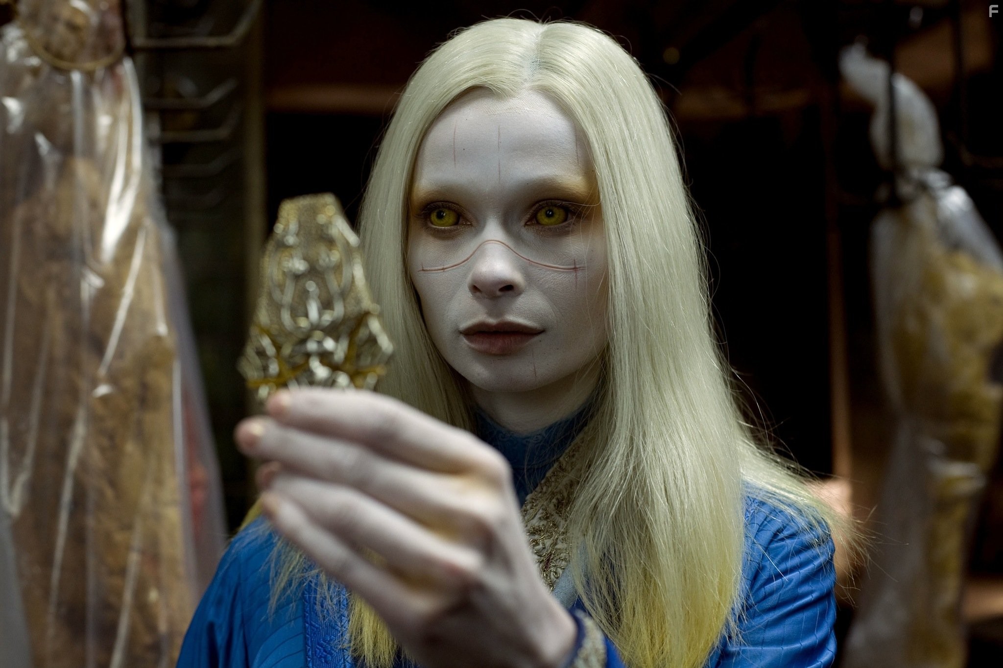 Anna Walton in Хеллбой II: Золотая армия (2008)