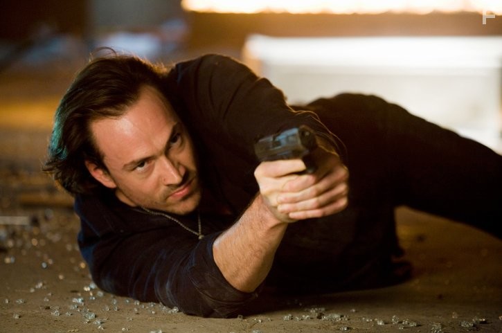 Chris Klein in Уличный боец (2009)