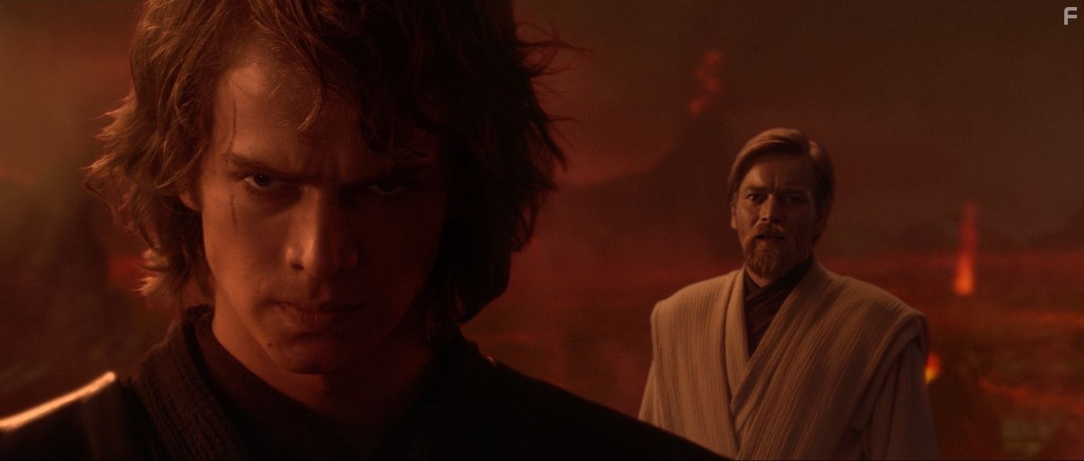 Ewan McGregor and Hayden Christensen in Звёздные войны. Эпизод 3: Месть Ситхов (2005)