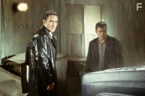 John Cusack and Ray Liotta in Идентификация (2003)