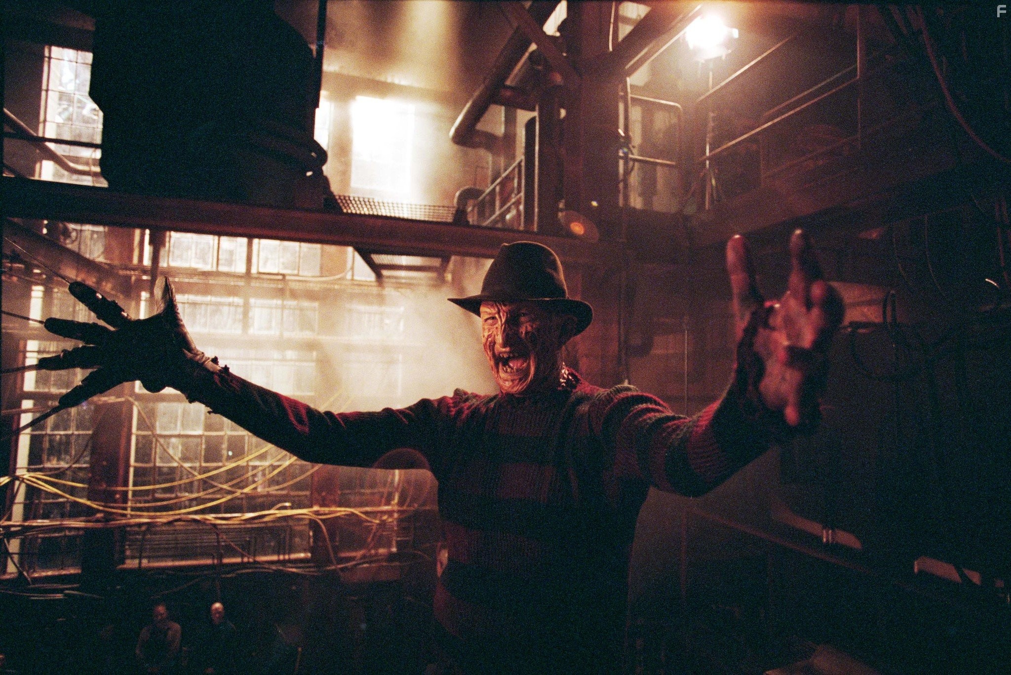 Robert Englund in Фредди против Джейсона (2003)