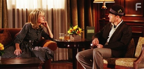 Diane Keaton and Gabriel Macht in Потому что я так хочу (2007)