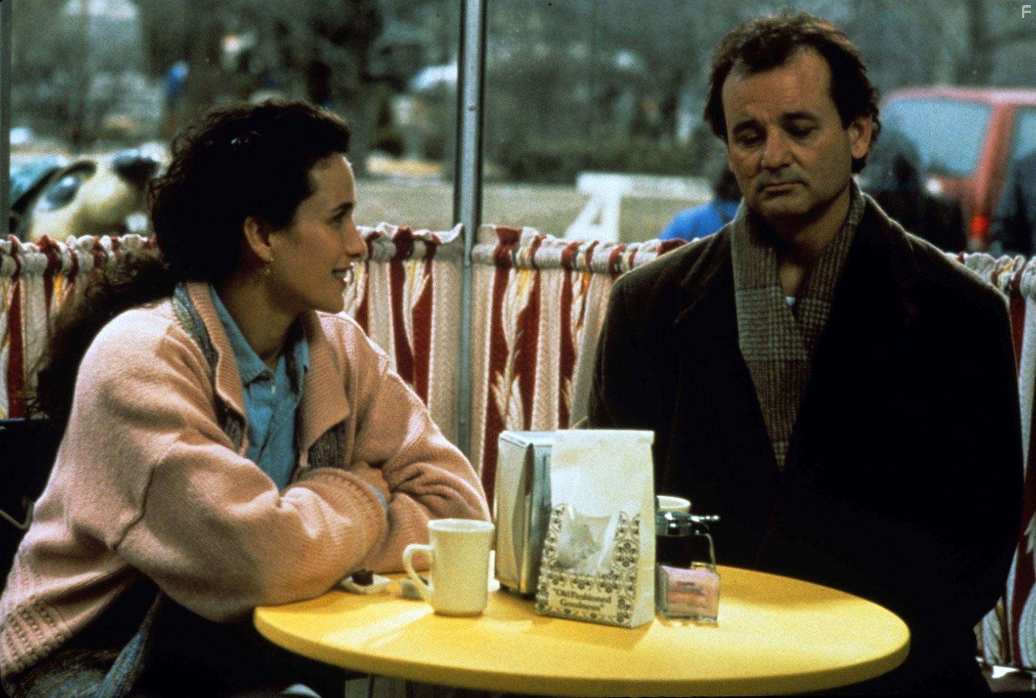Bill Murray and Andie MacDowell in День сурка (1993)