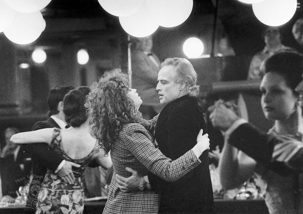 Marlon Brando and Maria Schneider in Последнее танго в Париже (1972)