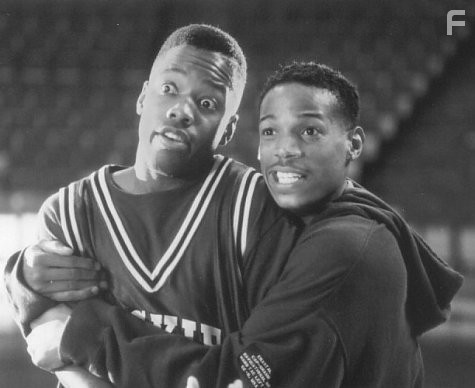 Marlon Wayans and Kadeem Hardison in Шестой игрок (1997)