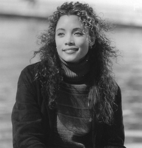 Michael Michele in Шестой игрок (1997)