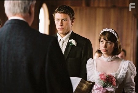 Heath Ledger and Michelle Williams in Горбатая гора (2005)