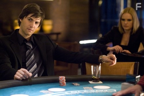 Kate Bosworth and Jim Sturgess in Двадцать одно (2008)
