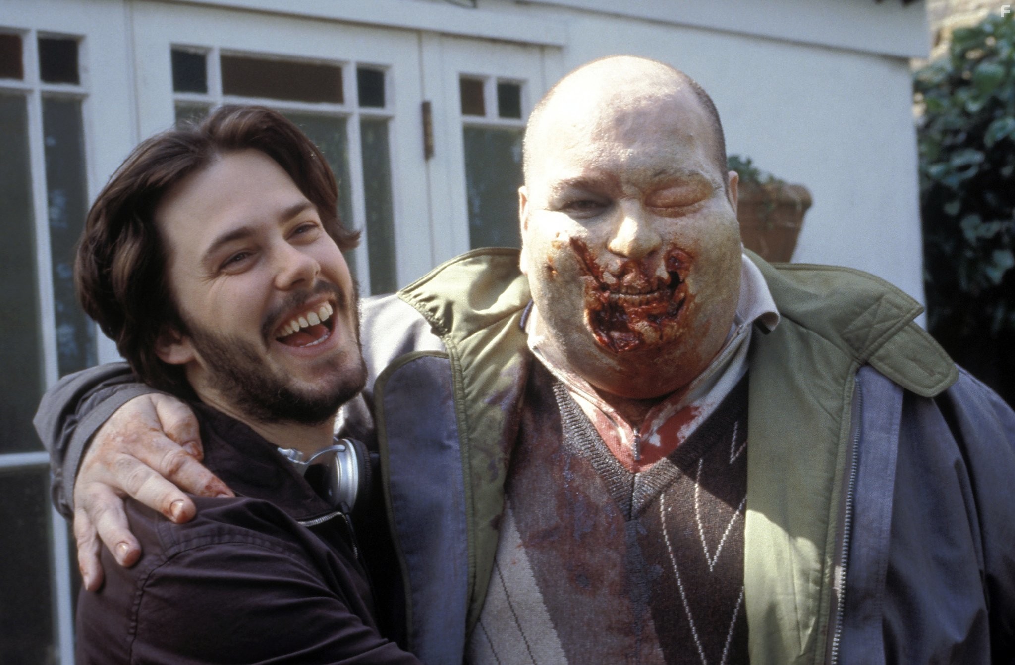 Mark Donovan and Edgar Wright in Зомби по имени Шон (2004)