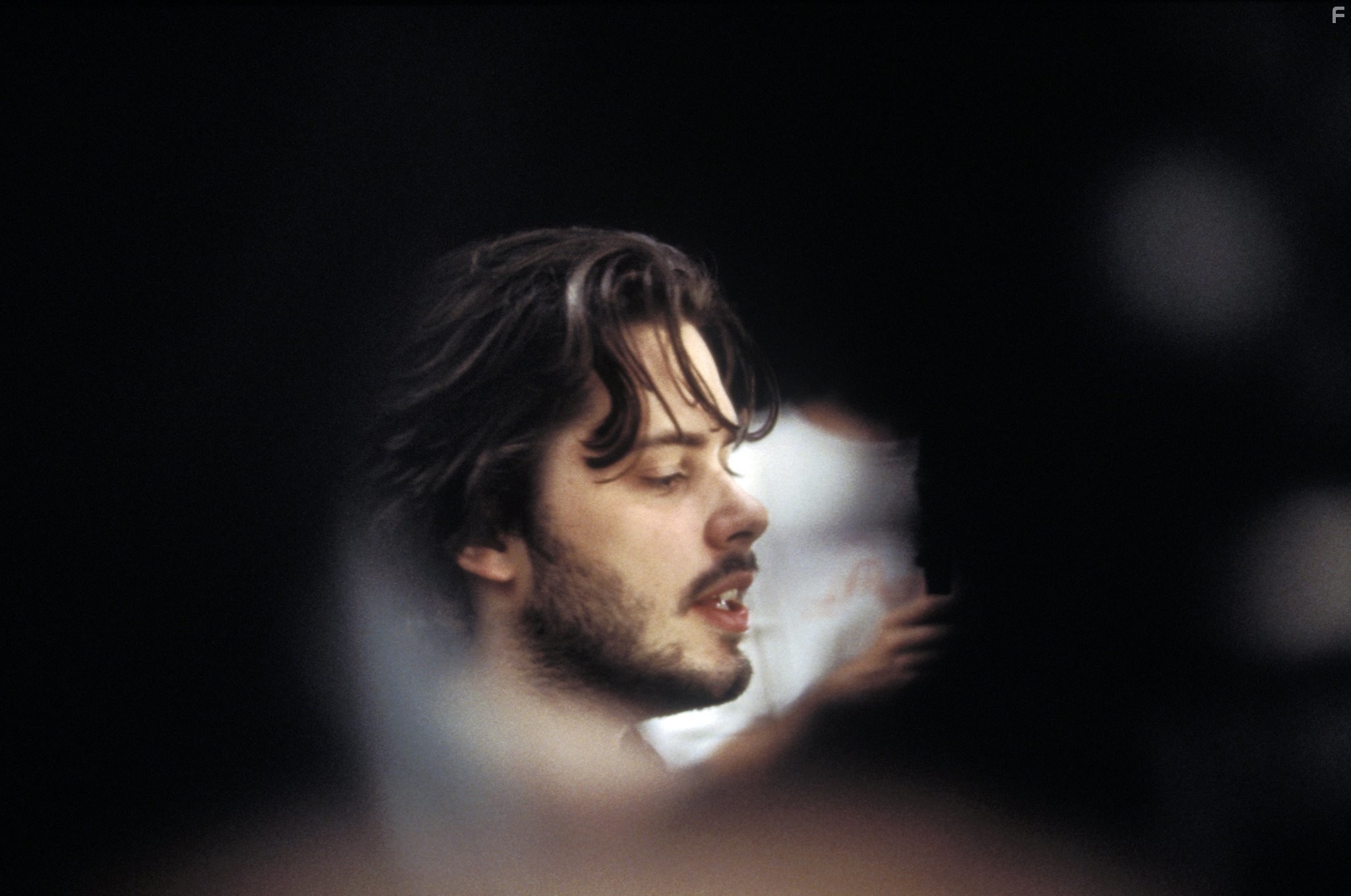 Edgar Wright in Зомби по имени Шон (2004)