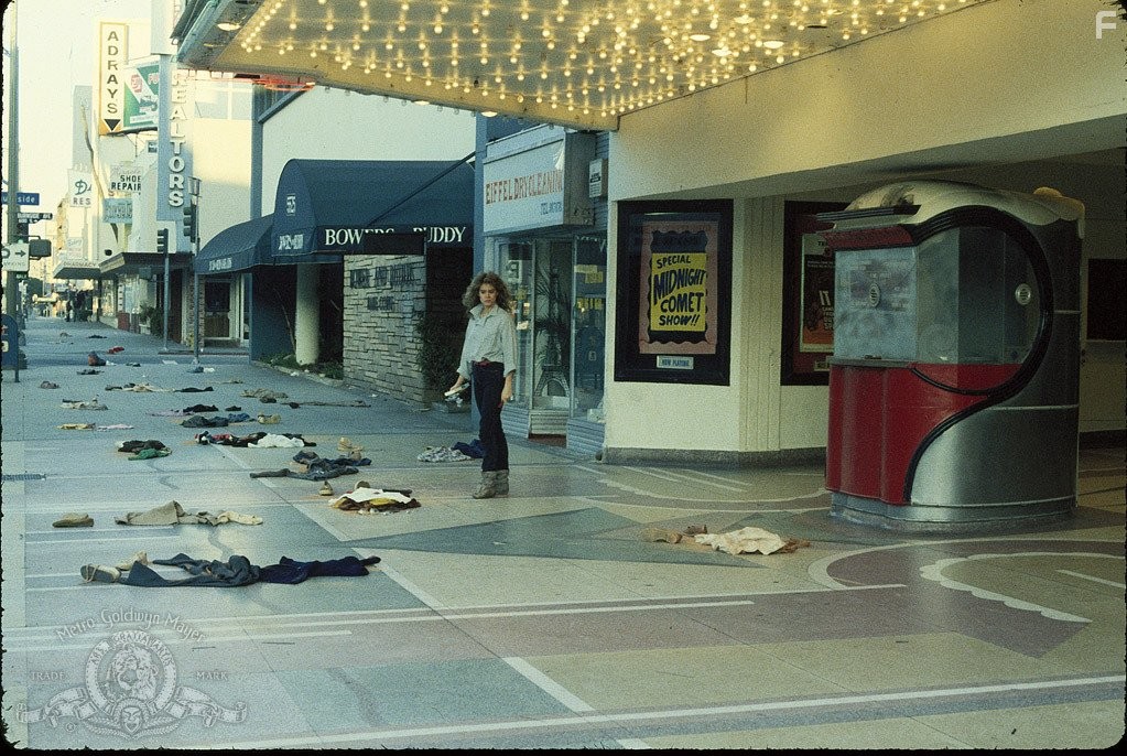 Catherine Mary Stewart in Ночь кометы (1984)