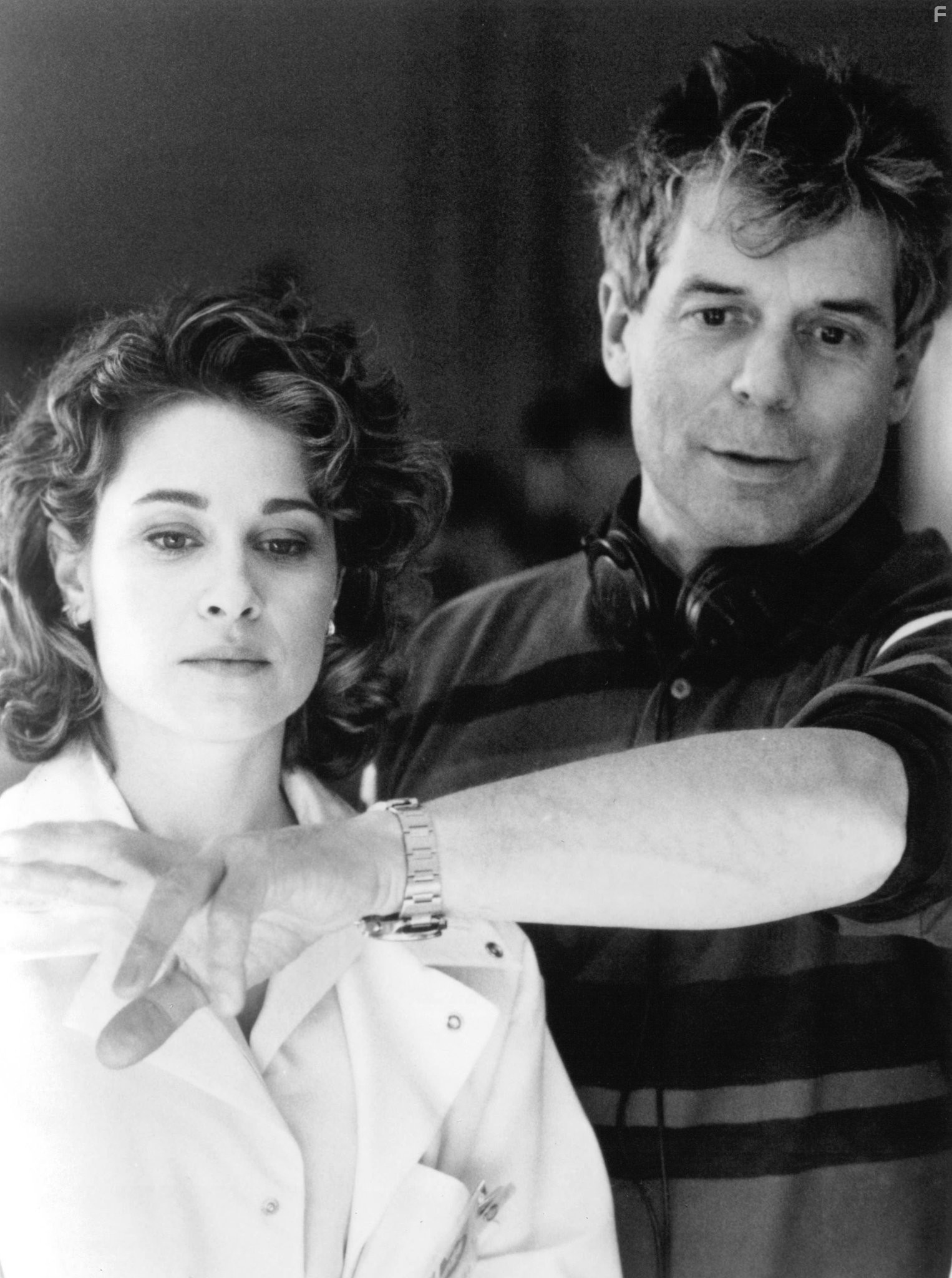 Julie Warner in Кукловоды (1994)