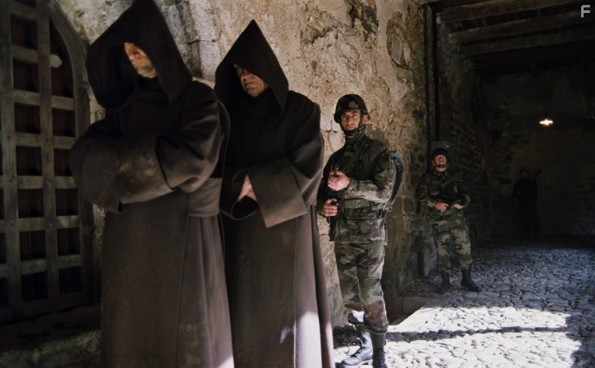 Багровые реки 2: Ангелы апокалипсиса (2004)