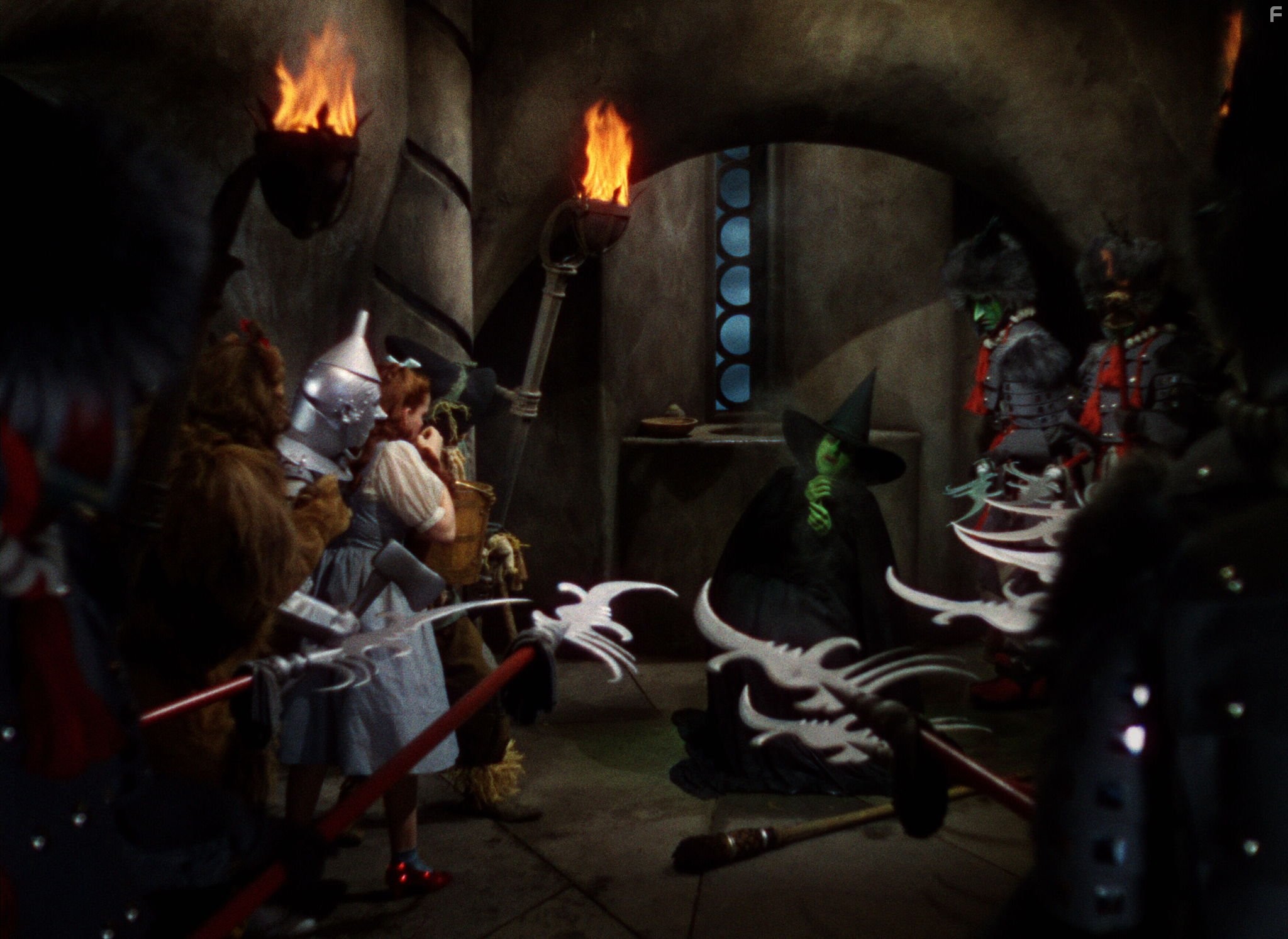 Judy Garland, Ray Bolger, Margaret Hamilton, Jack Haley, and Bert Lahr in Волшебник страны Оз (1939)