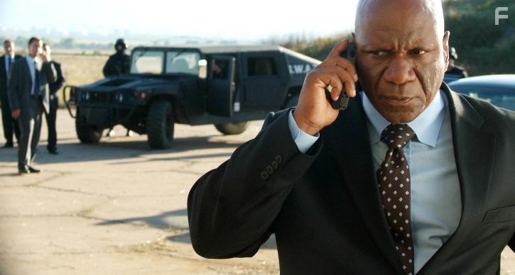 Ving Rhames in Подарок (2009)