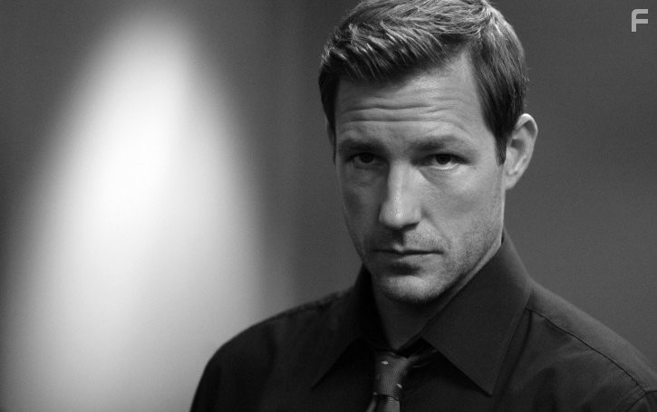 Edward Burns in Подарок (2009)