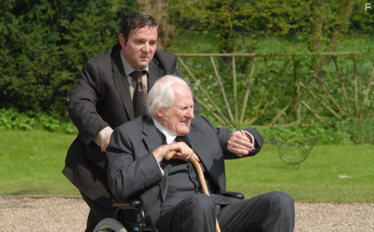Peter Vaughan in Смерть на похоронах (2007)