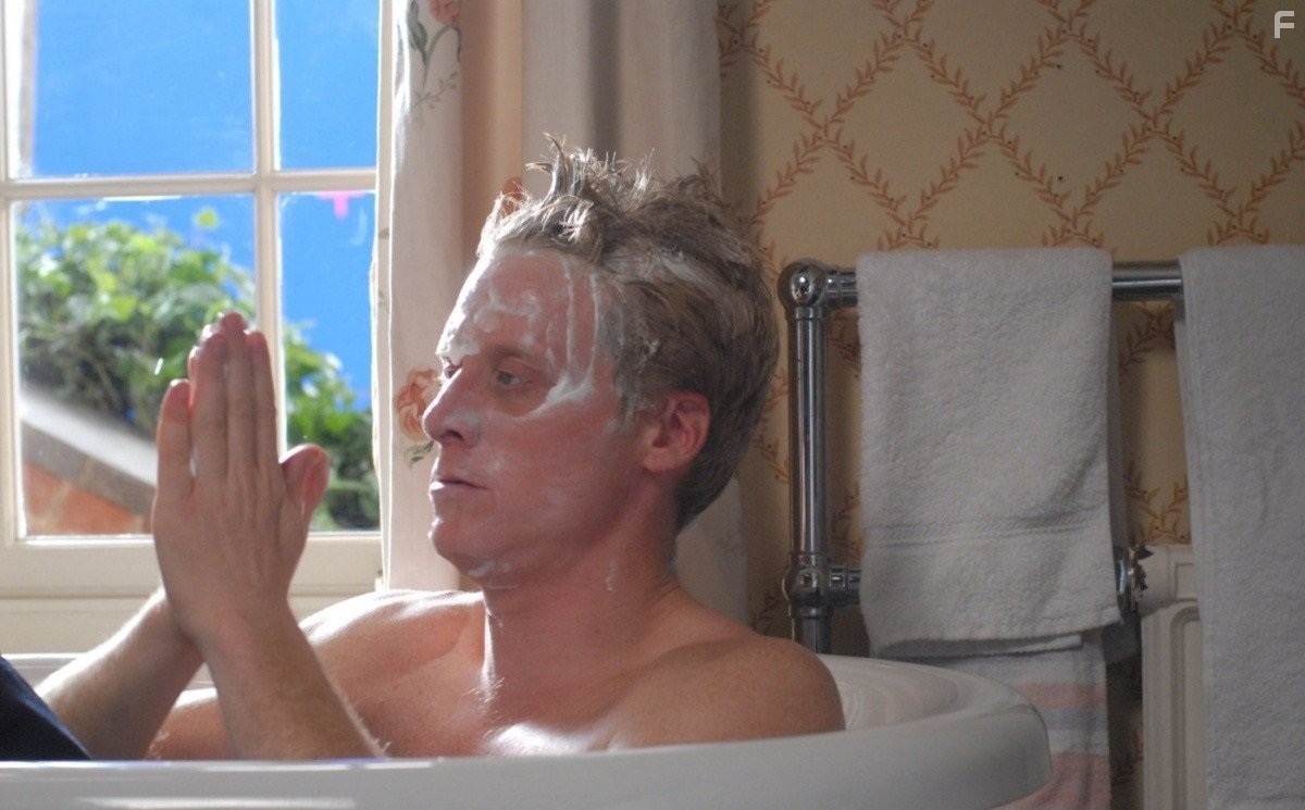 Alan Tudyk in Смерть на похоронах (2007)