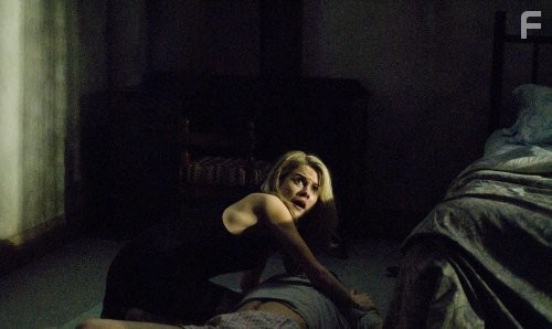 Rachael Taylor in Фантомы (2008)