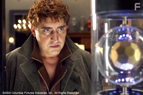 Alfred Molina in Человек-пaук 2 (2004)