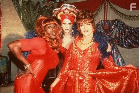 John Leguizamo, Wesley Snipes, and Patrick Swayze in Bонг Фу, с благодарностью за все! Джули Ньюмар (1995)