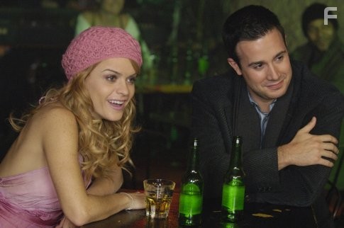 Freddie Prinze Jr. and Taryn Manning in Как Джек встретил Джилл (2008)