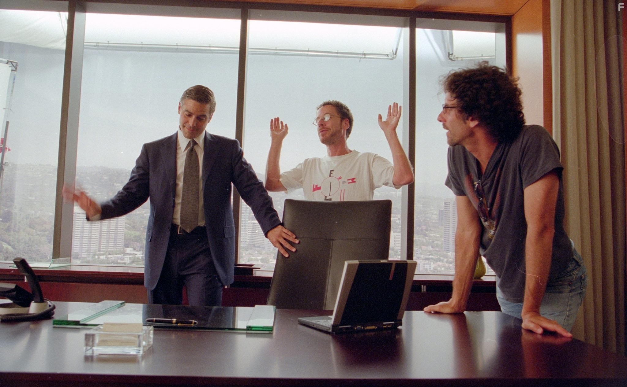 George Clooney, Ethan Coen, and Joel Coen in Невыносимая жестокость (2003)