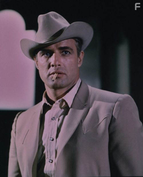Marlon Brando in Погоня (1966)