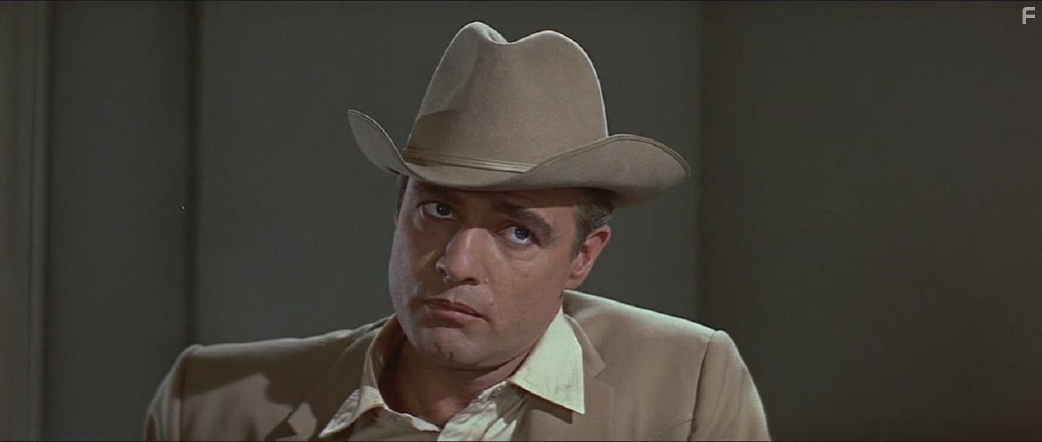 Marlon Brando in Погоня (1966)