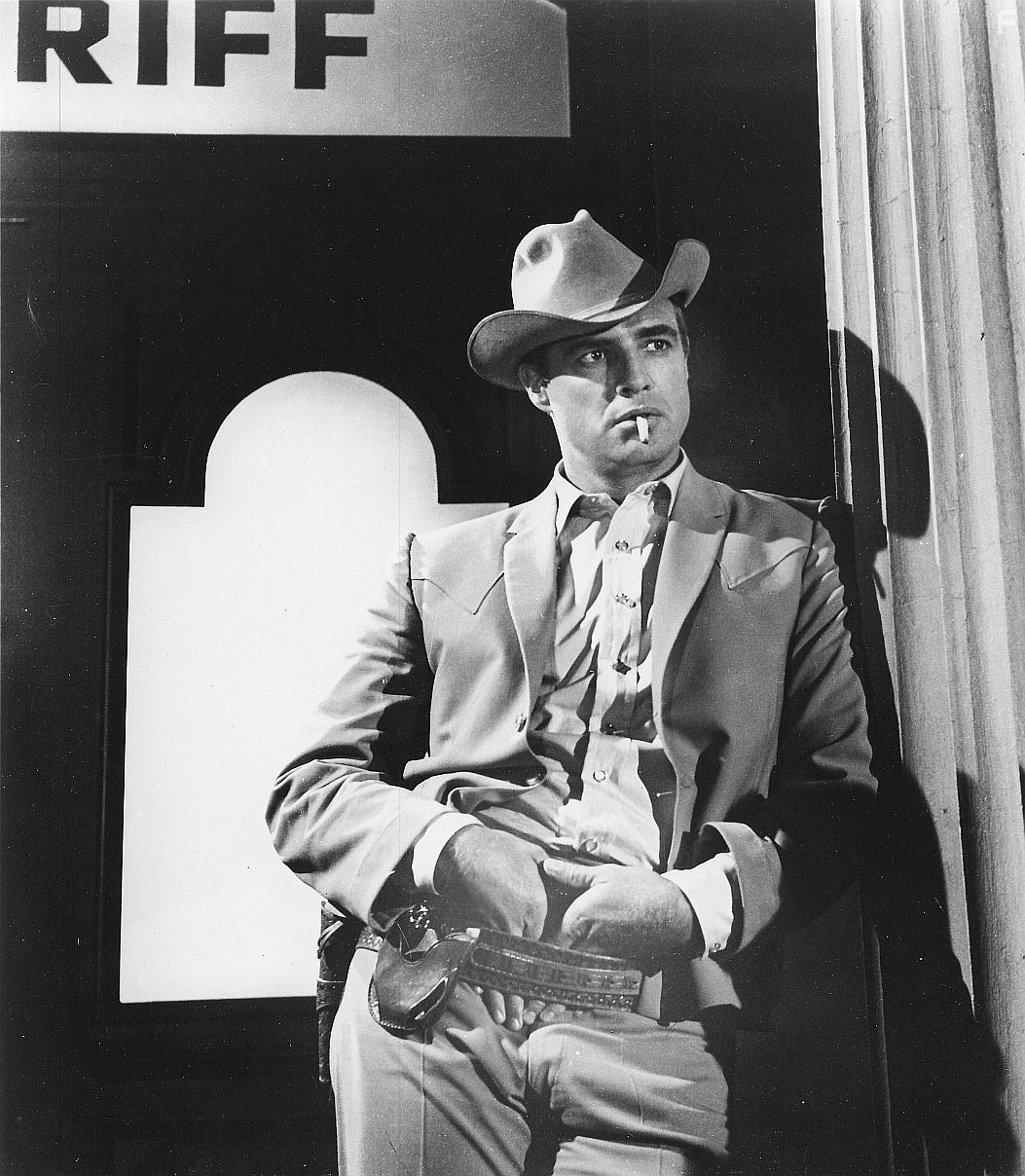 Marlon Brando in Погоня (1966)