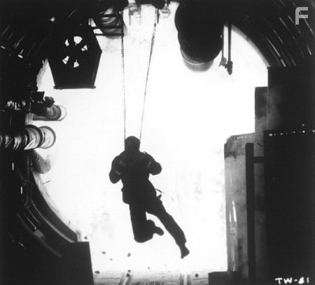 И целого мира мало (1999)