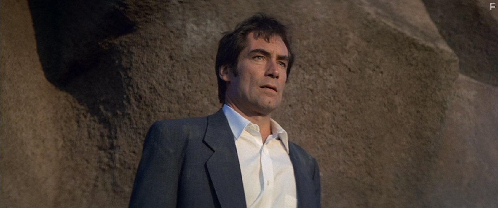 Timothy Dalton in Лицензия на убийство (1989)