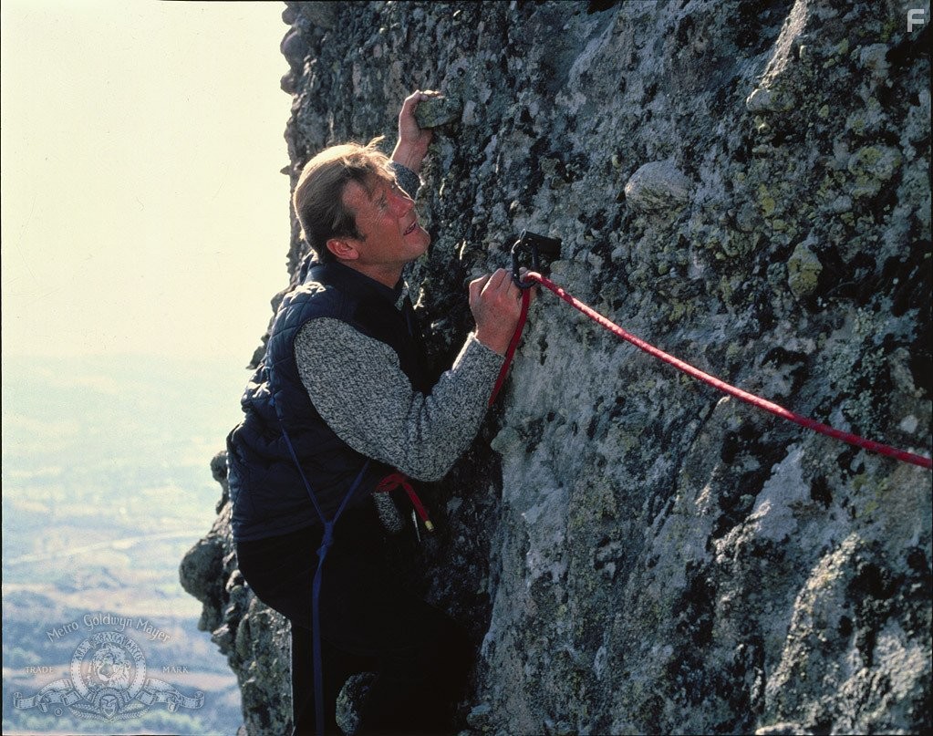 Roger Moore in Только для твоих глаз (1981)