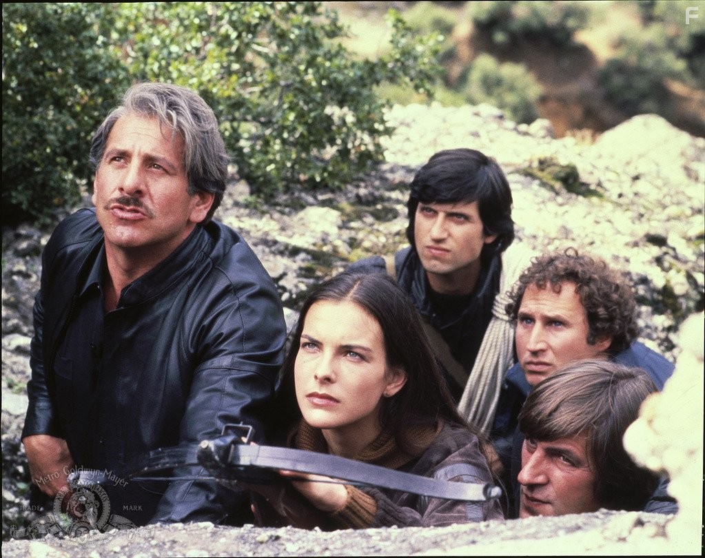Carole Bouquet, Paul Angelis, Alkis Kritikos, Stag Theodore, and Topol in Только для твоих глаз (1981)