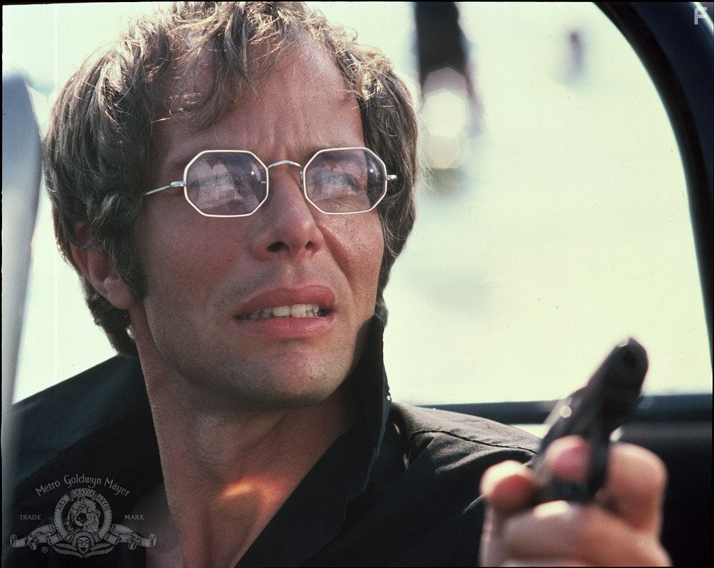 Michael Gothard in Только для твоих глаз (1981)