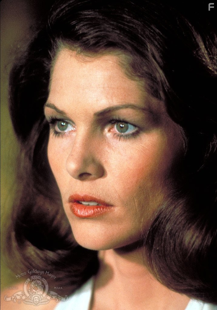 Lois Chiles in Лунный гонщик (1979)