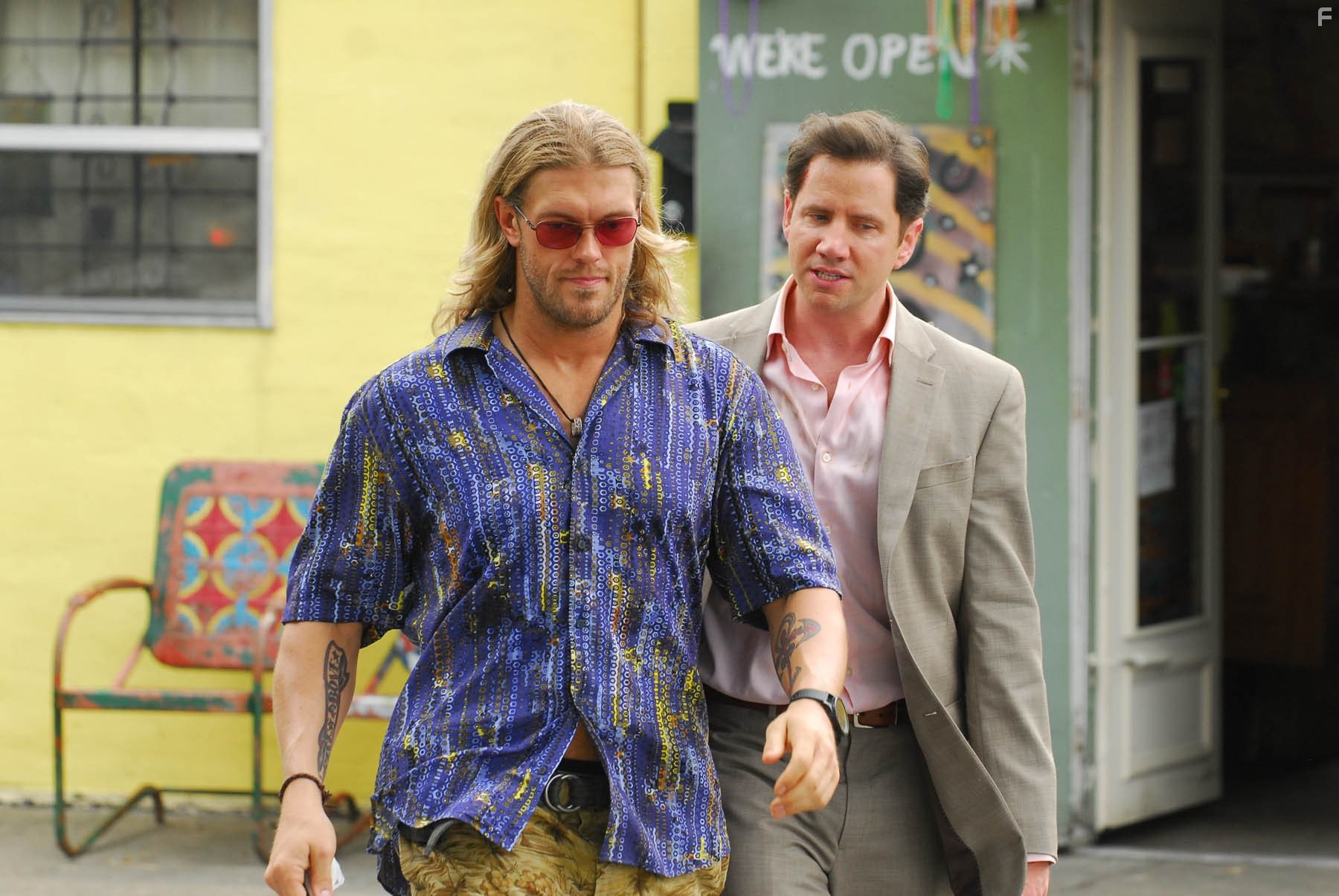 Jamie Kennedy and Adam Copeland in Нарушая правила (2012)