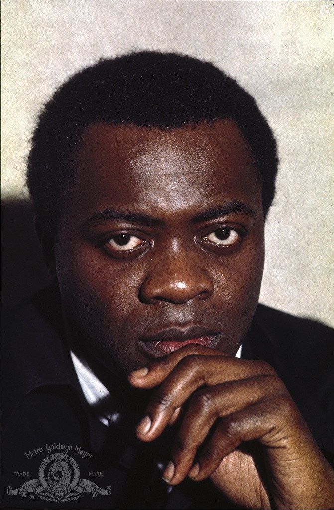 Yaphet Kotto in Живи и дай умереть (1973)
