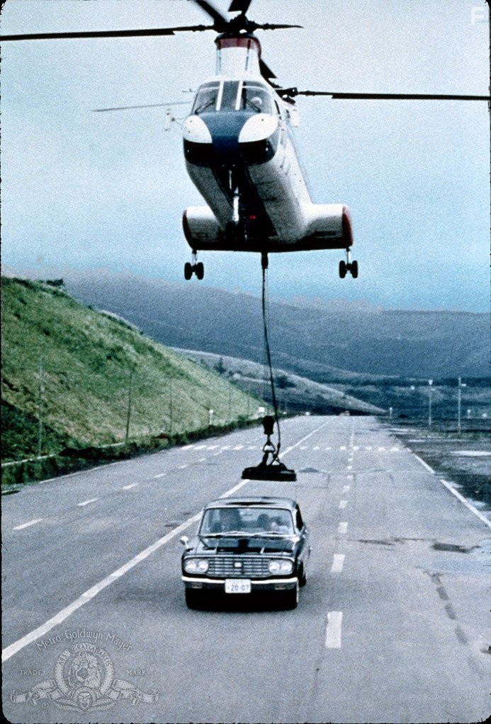 Живешь только дважды (1967)