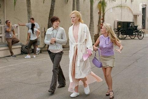 Nicole Kidman, Heather Burns, and Kristin Chenoweth in Колдунья (2005)