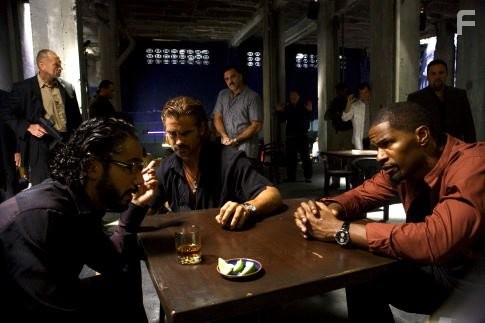 Jamie Foxx, Colin Farrell, and John Ortiz in Полиция Майами. Отдел нравов (2006)