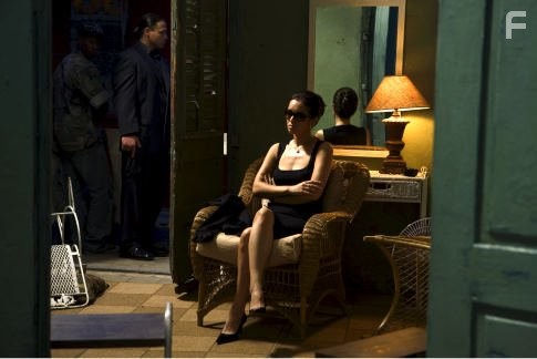 Li Gong and Ilan Krigsfeld in Полиция Майами. Отдел нравов (2006)